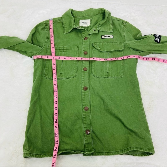 Forever 21 Light Green cotton Party cat Patchwork structure shirt size small - Picture 11 of 11